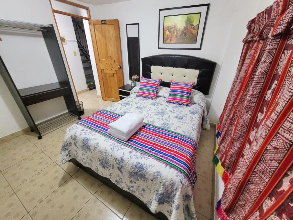 Hostal El Viajero En Оллантайтамбо Экстерьер фото